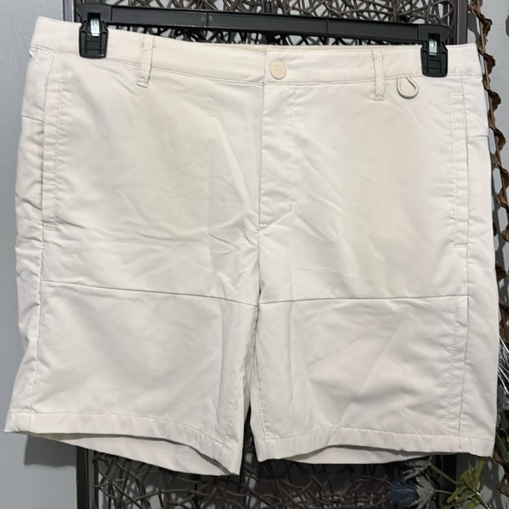 All in Motion Kaki Men’s Shorts